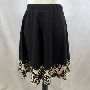 Le Lis black and cream Aline skirt size medium